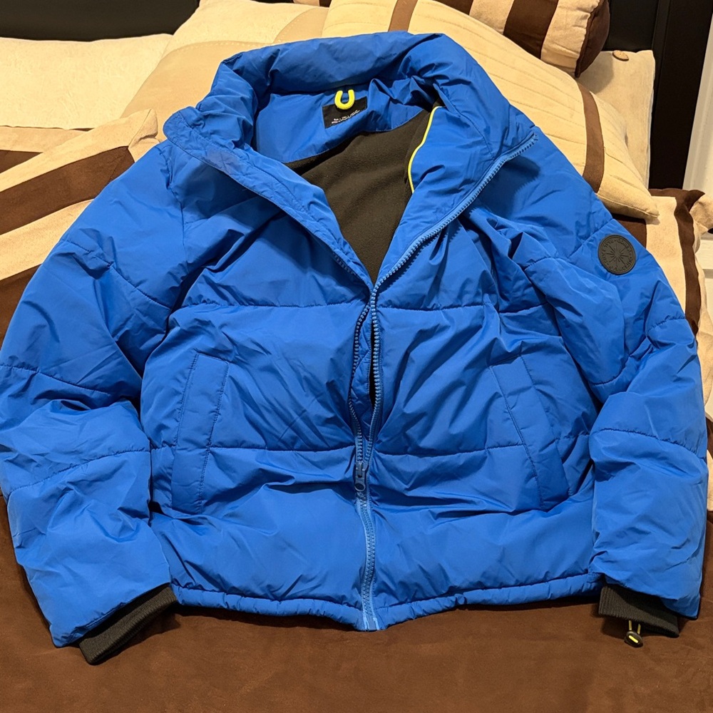 Men’s Bershka puffer jacket - Picture 2 of 7